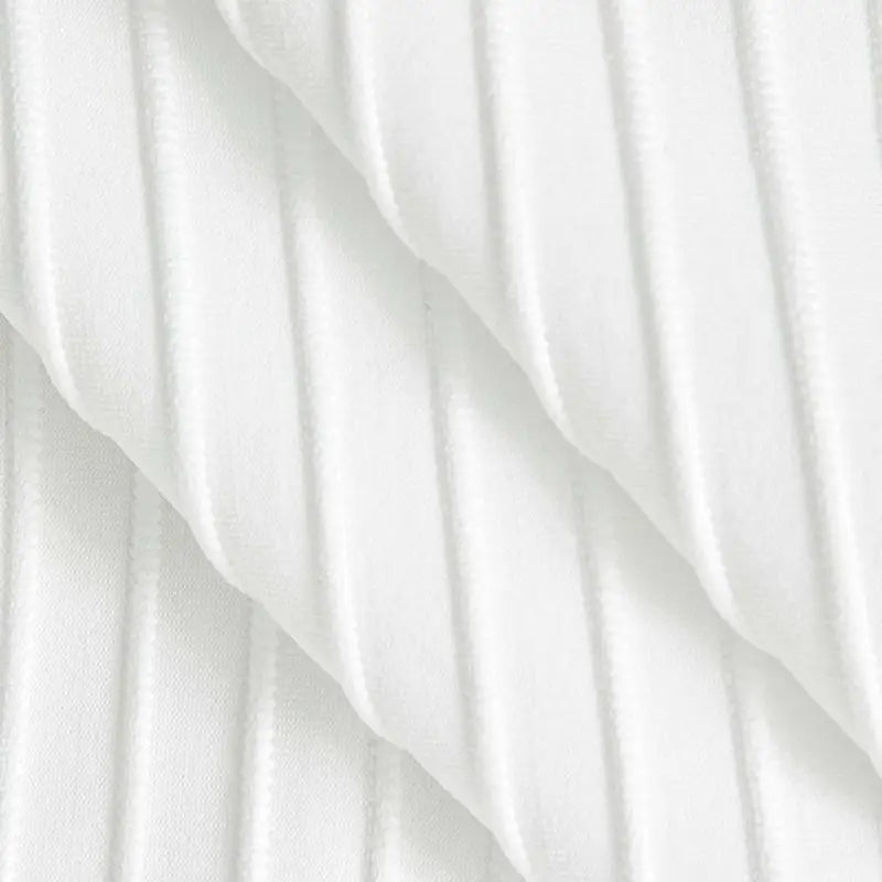 Elegantes Strickkleid mit Rüschen & Trompetenärmeln